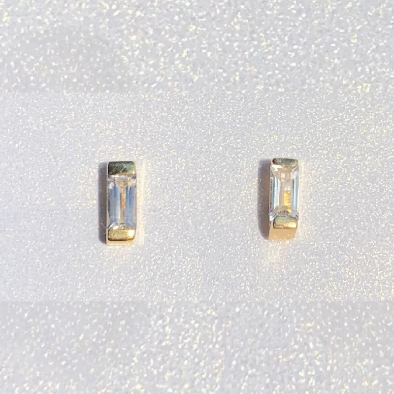 Gold Baguette Stone Stud Earrings: Clear Quartz