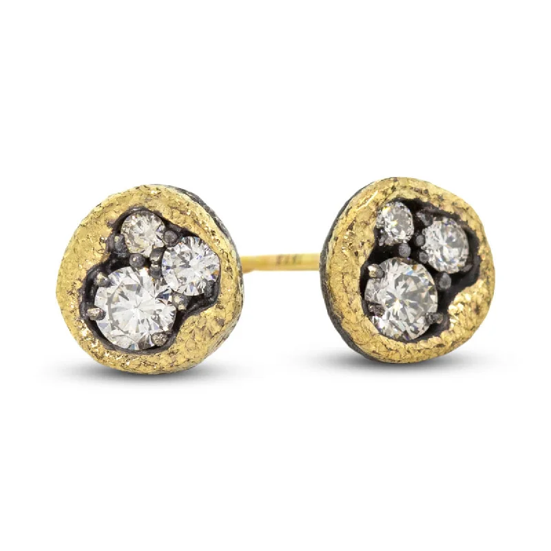 Irregular Round Tiny Dew Pond Diamond Stud Earrings