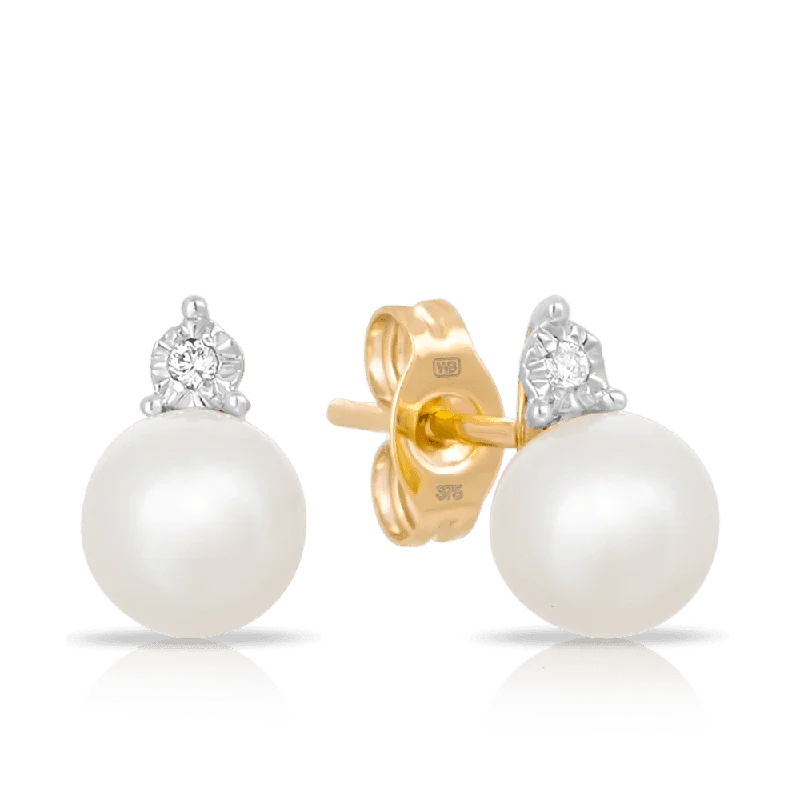 Freshwater Pearl and Diamond Stud Earrings set in 9ct Yellow Gold