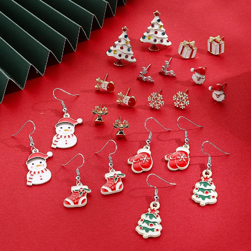 Wholesale Christmas Earrings Set with Diamond Snowflake Christmas Alloy Earrings