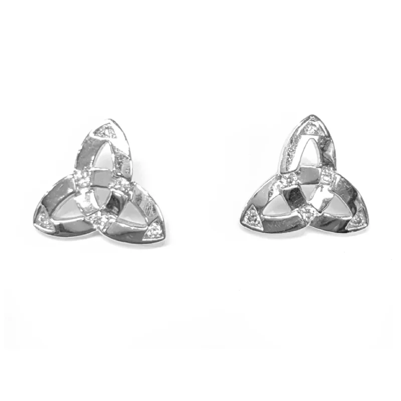 14ct white gold Celtic Trinity knot stud earrings set with diamond 25381